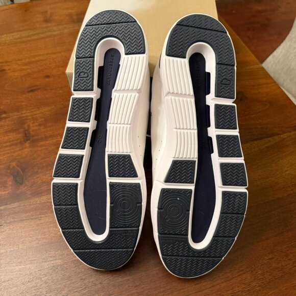 On Running The Roger Advantage White Midnight Men’s Size 12 Shoes NWT - Picture 5 of 6